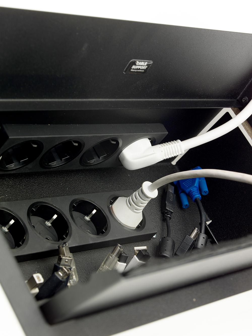 Kenson cable support conference underdel, pose og 8 x strøm - Bilde 18